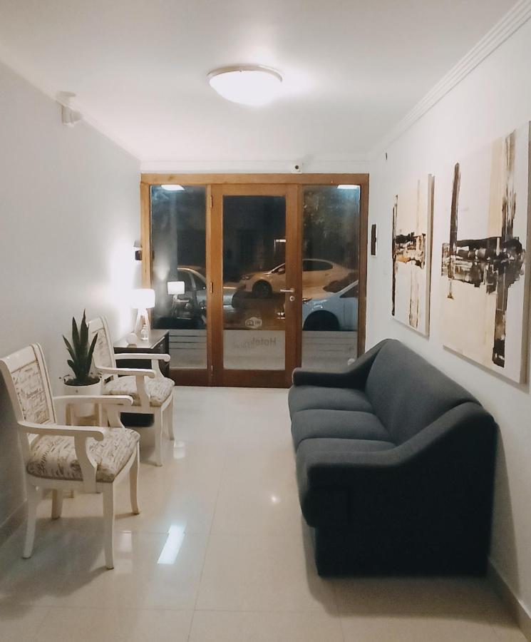 Hotel Miceli Bragado Bagian luar foto