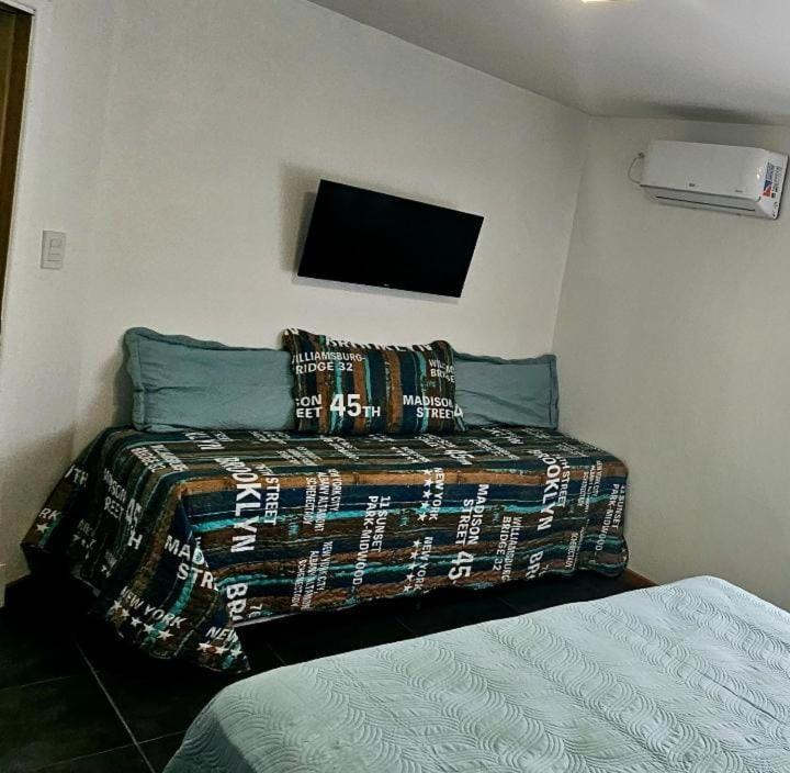 Hotel Miceli Bragado Bagian luar foto